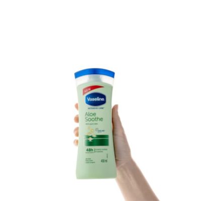 لوسیون بدن وازلین مدل آلوئه ورا